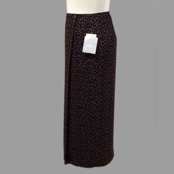 NWT Liz Claiborne Wrap Around Pencil Skirt, Multicolor Print Mix, Size 6 - Picture 3 of 9